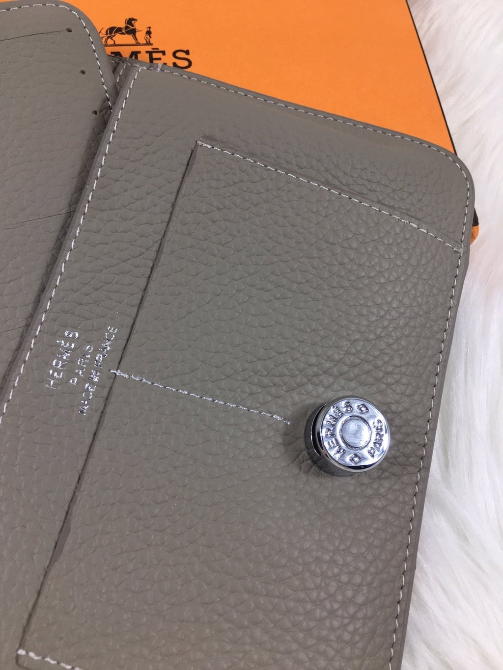 Hermes Dogon Wallet 20 Gray Grained Calfskin