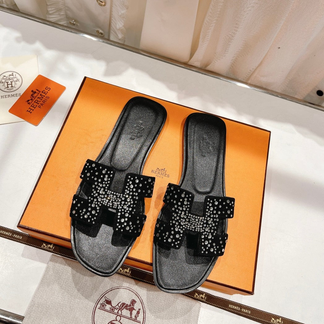 Hermes 0RAN Sandal Black Lambskin Attach Crystals