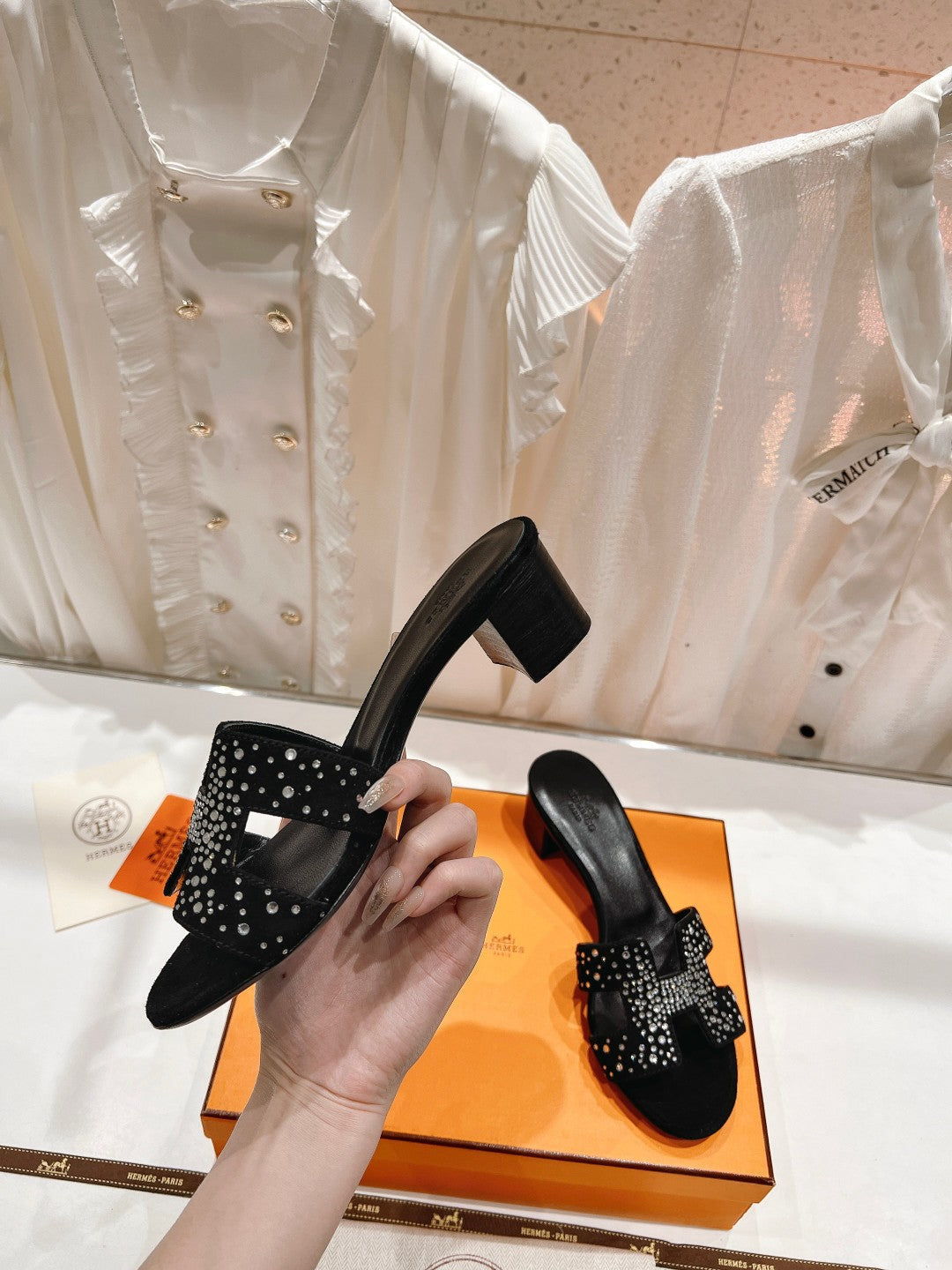 Hermes 0ASIS Sandals Black Lambskin Attach Crystal