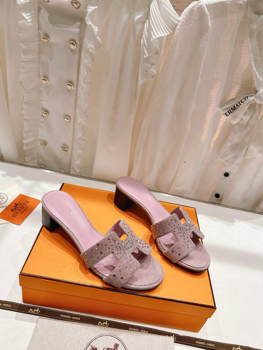 Hermes 0ASIS Sandals Pastel Pink Lambskin Attach Crystal