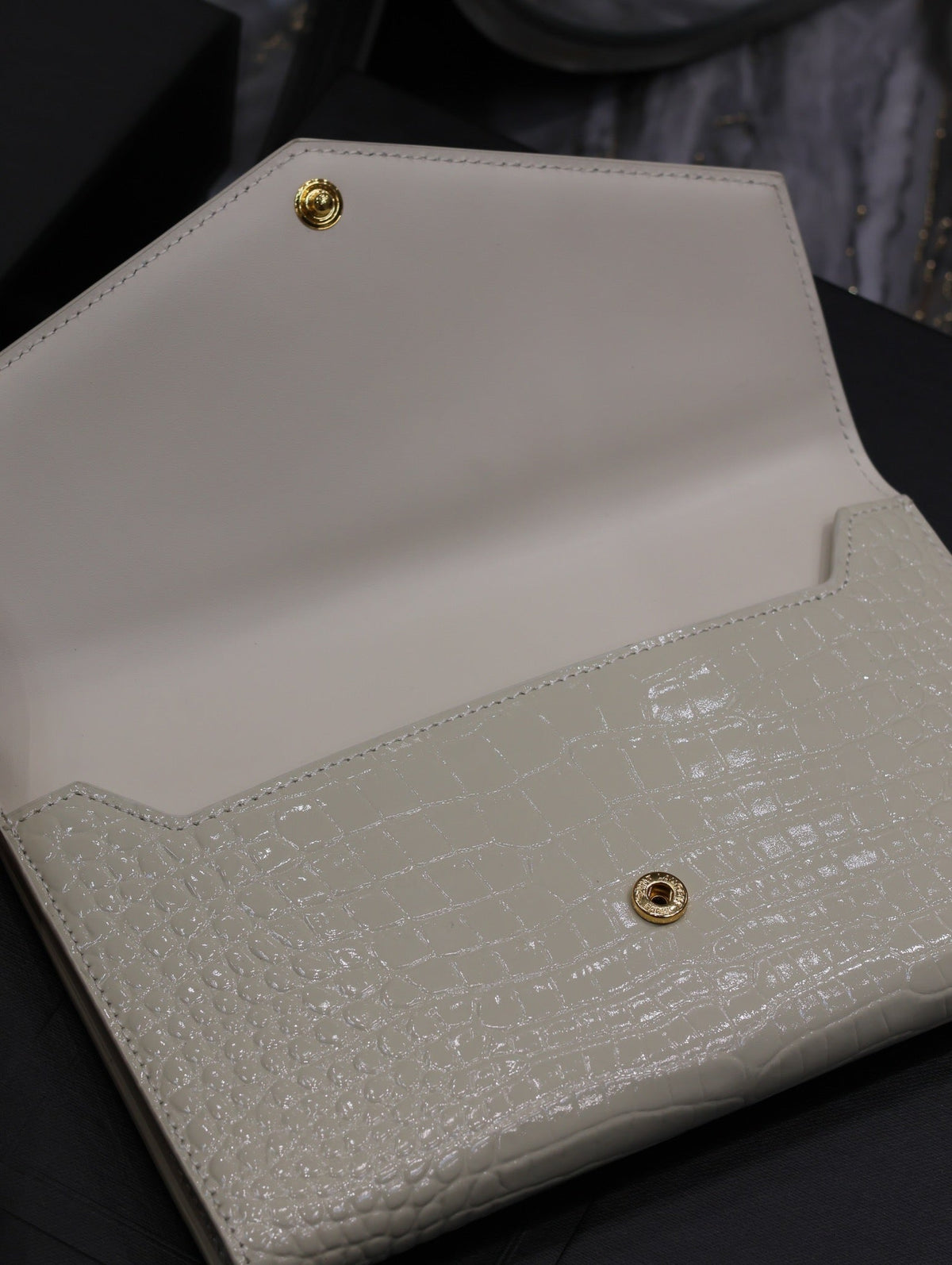 Saint Laurent Uptown Wallet 21 in White Crocodile Pattern Calfskin Gold Logo