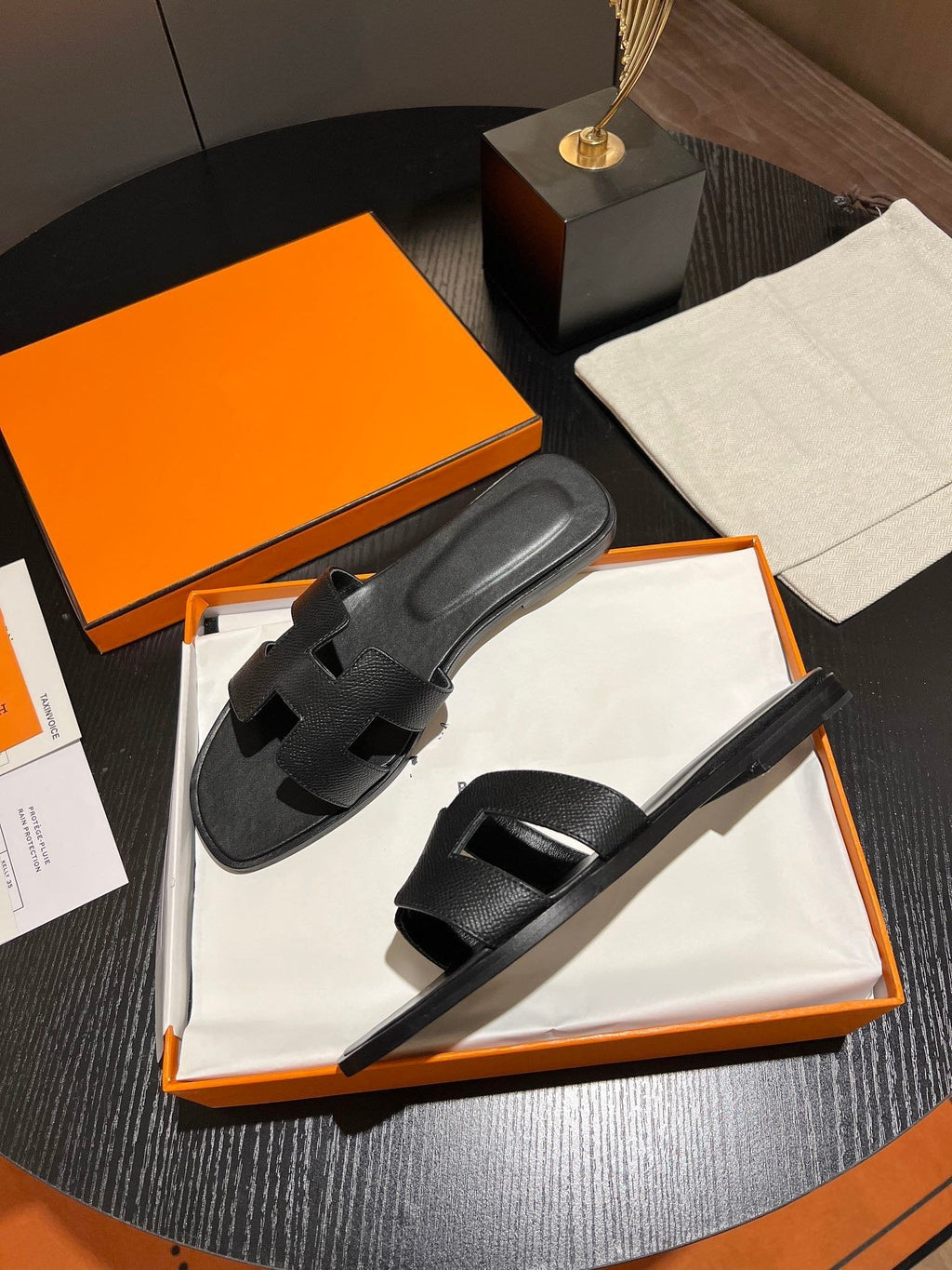 Hermes 0RAN Sandal Leather Black