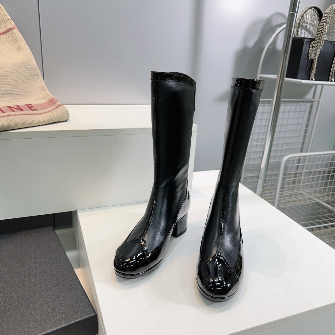Chanel Short Boots 25S 45 mm in Black Lambskin