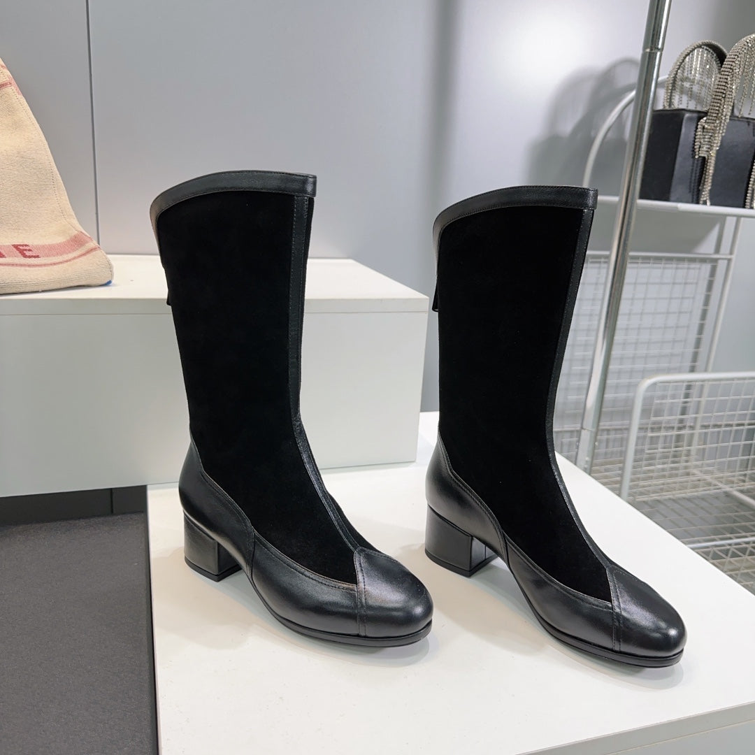 Chanel Short Boots 25S 45 mm in Black Suede and Lambskin