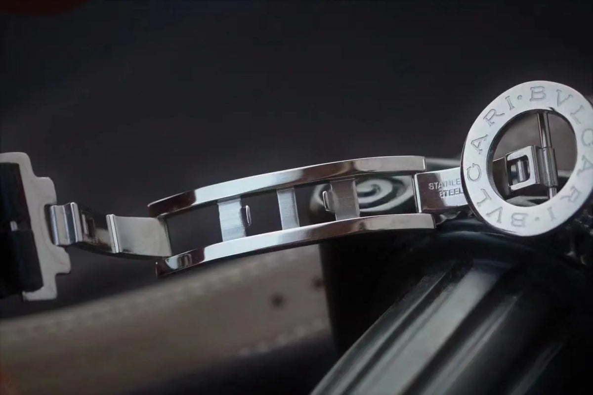 Bvlgari Octo Black Chronograph - Hình 2
