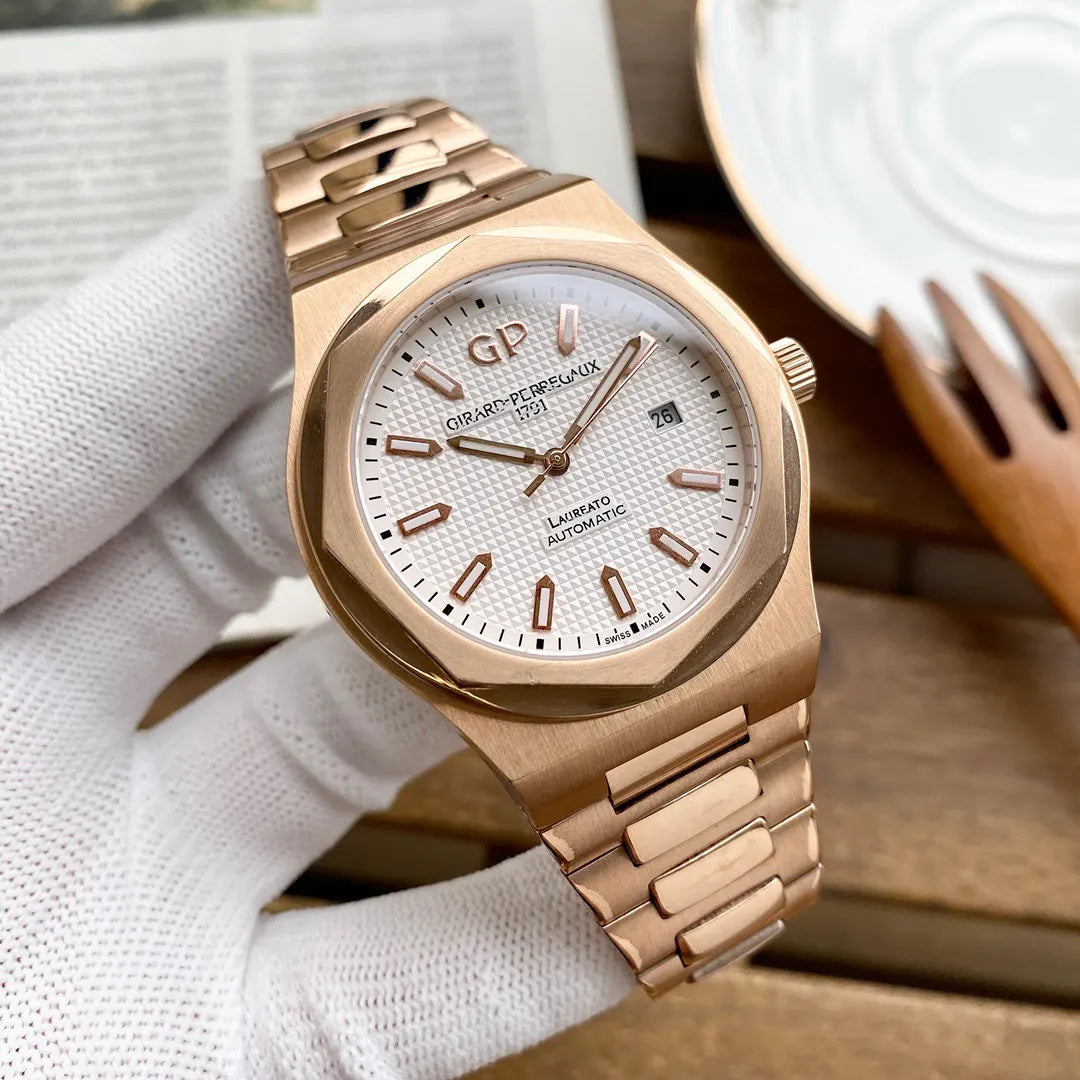Girard-Perregaux Laureato Copper
