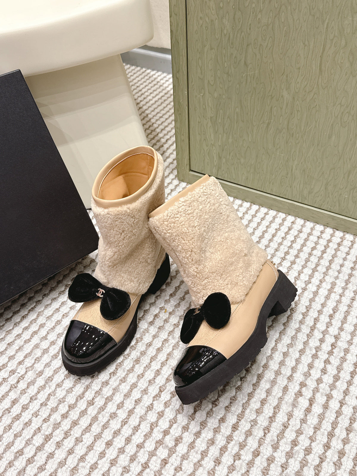 Chanel 25S Ankle Boots in Beige Shearling Lambskin and Black Patent Calfskin