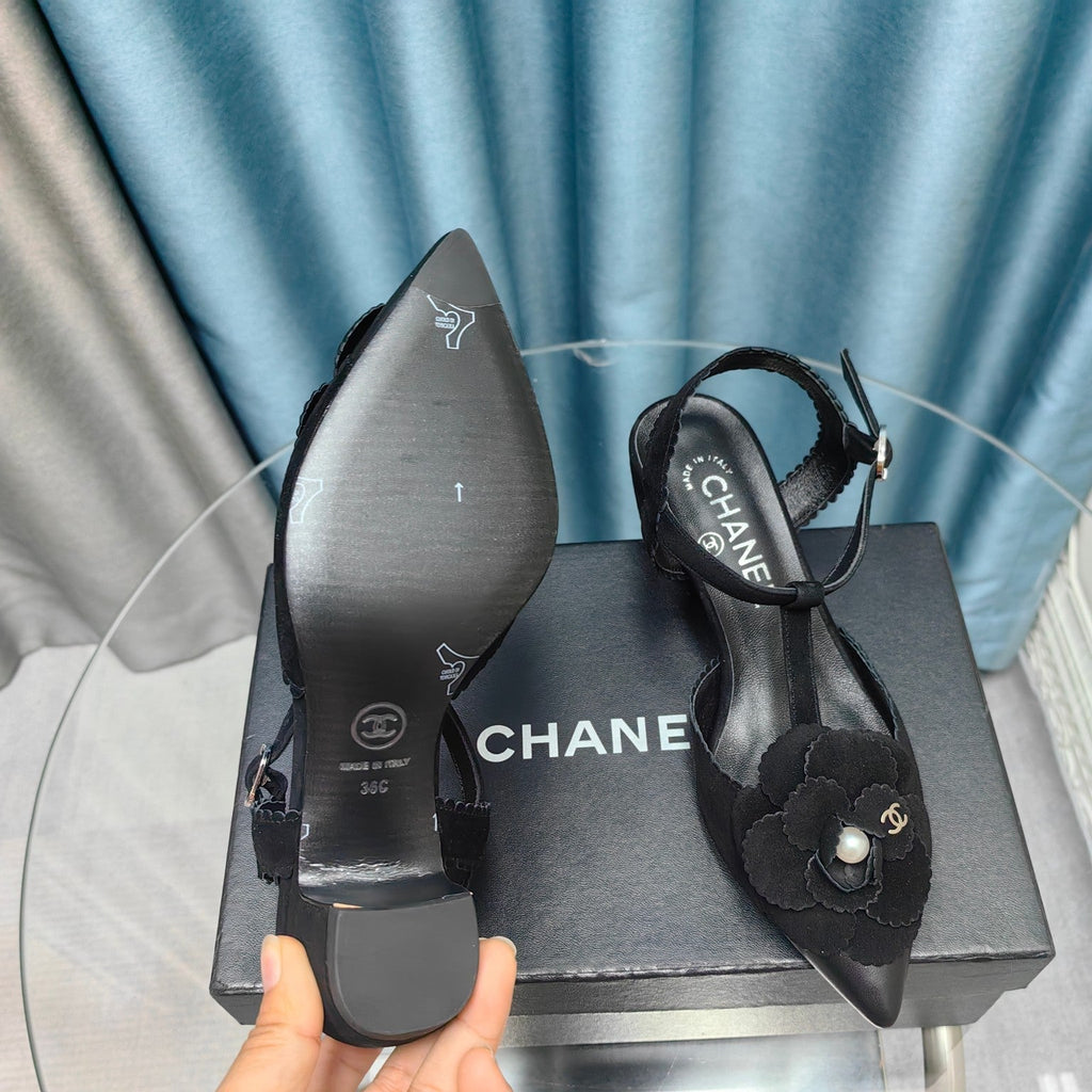 Chanel Camellia Sandal in Black Suede and Calfskin with Flower
