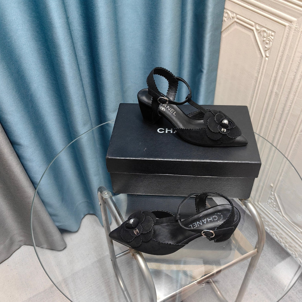 Chanel Camellia Sandal in Black Suede and Calfskin with Flower