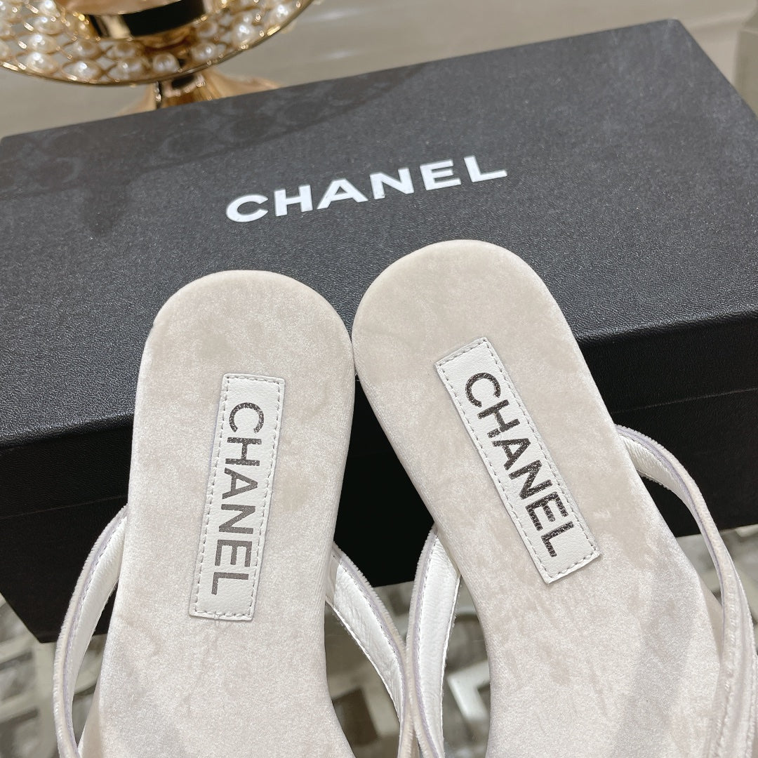 Chanel Double Flip Flop Thongs White Sheepskin