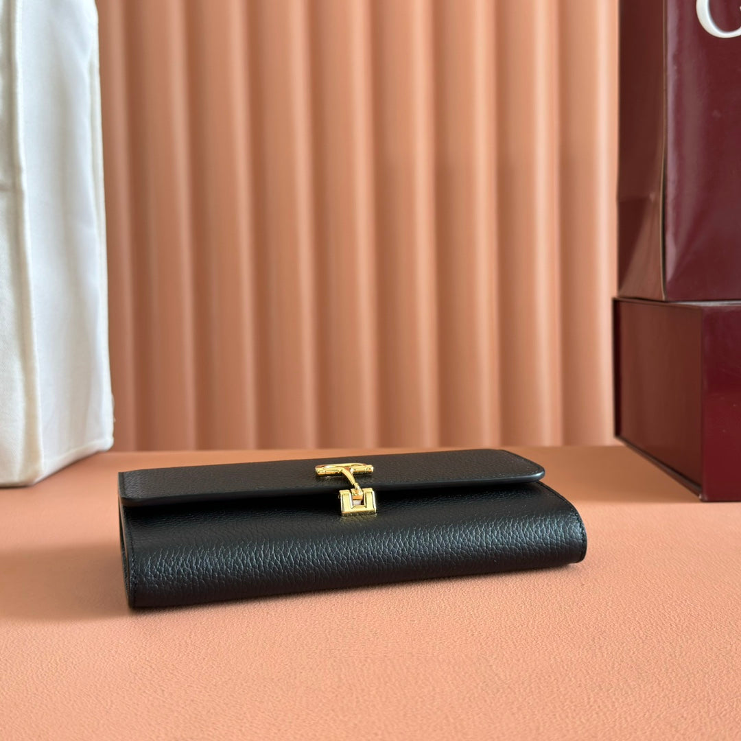 Gucci Softbit Continental Wallet 19 in Black Grainy Calfskin Gold Hardware