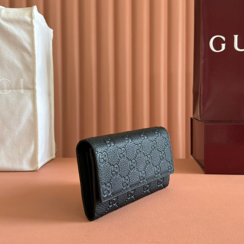 Gucci Emblem Continental Wallet 19 in Black Smooth Calfskin