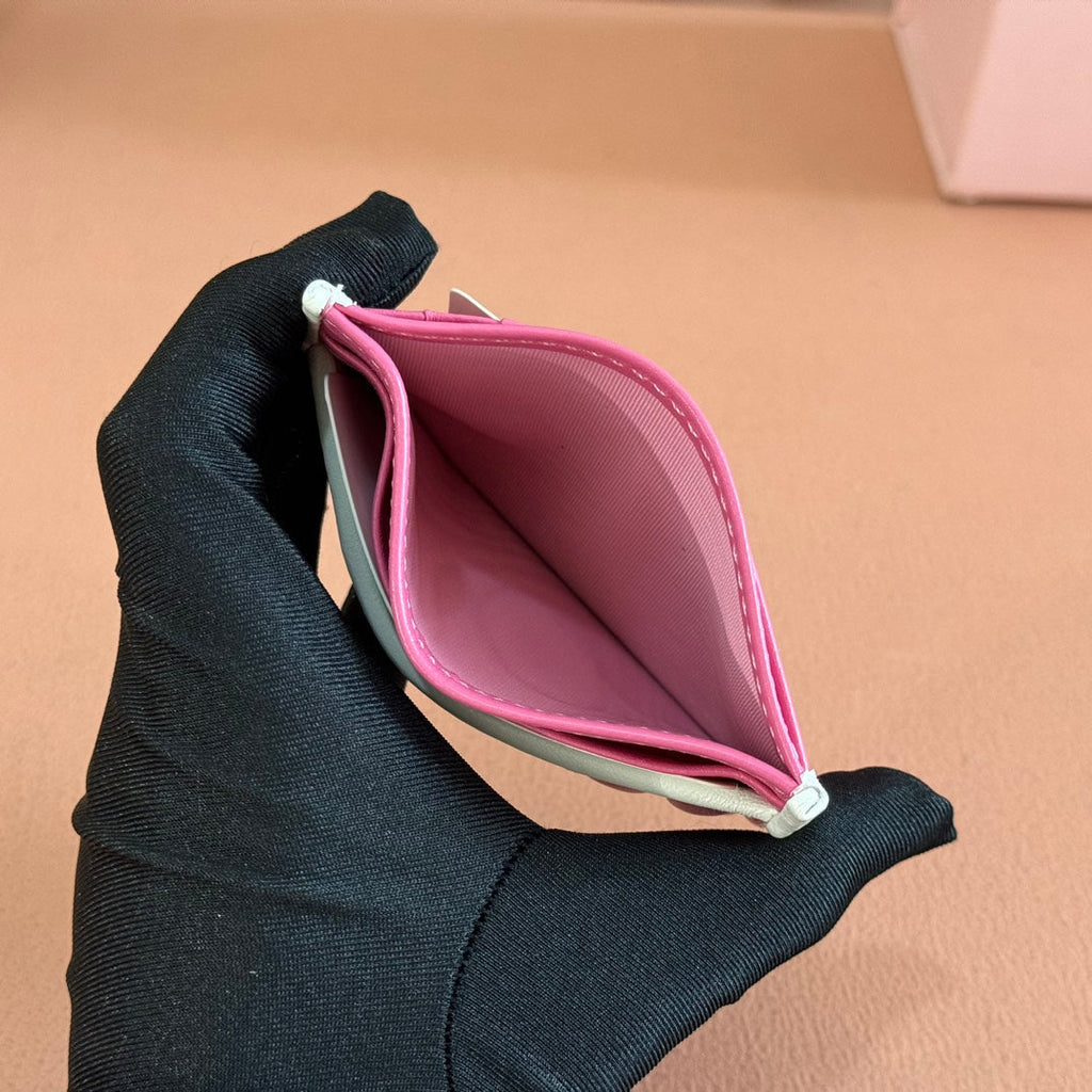 Matelassé Nappa Leather Card Holder Fuchsia