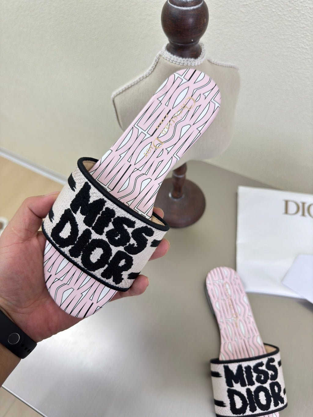 Dior Dway Slide Embroidered Cotton and Light Pink Miss Allover Motif