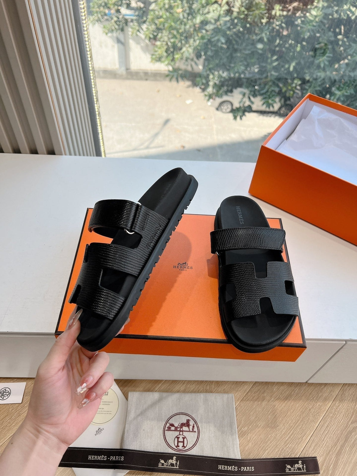 Hermes Chypre Sandal in Black Shiny Grained Calfskin