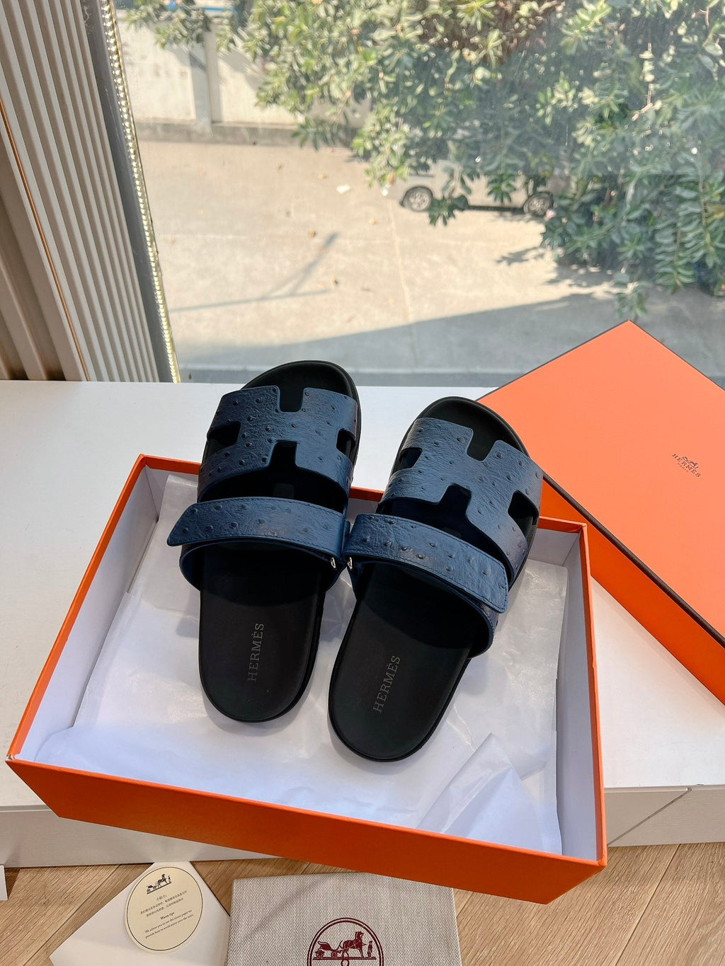 Hermes Chypre Sandal in Black Grained Calfskin