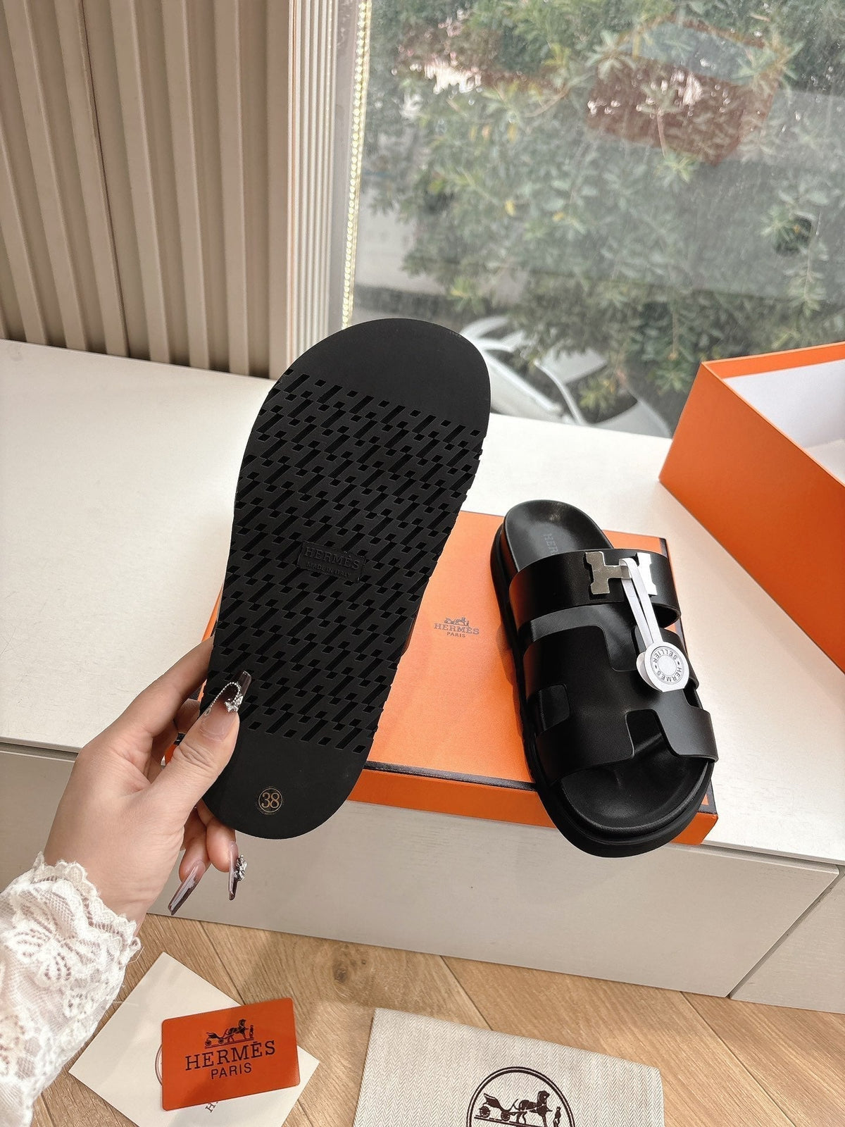 Hermes Chypre Sandal in Black Calfskin