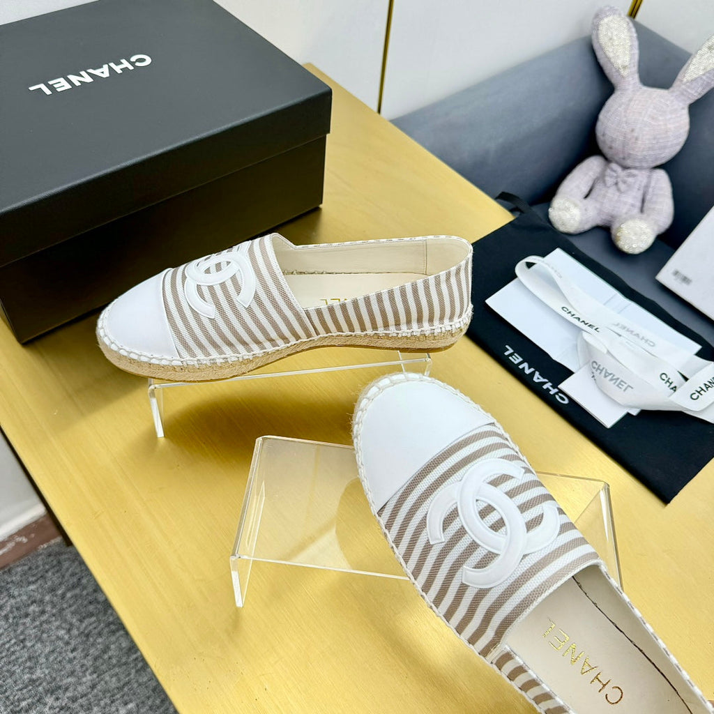Chanel Slip-On 25S in Beige and White Fabric with Striped Pattern