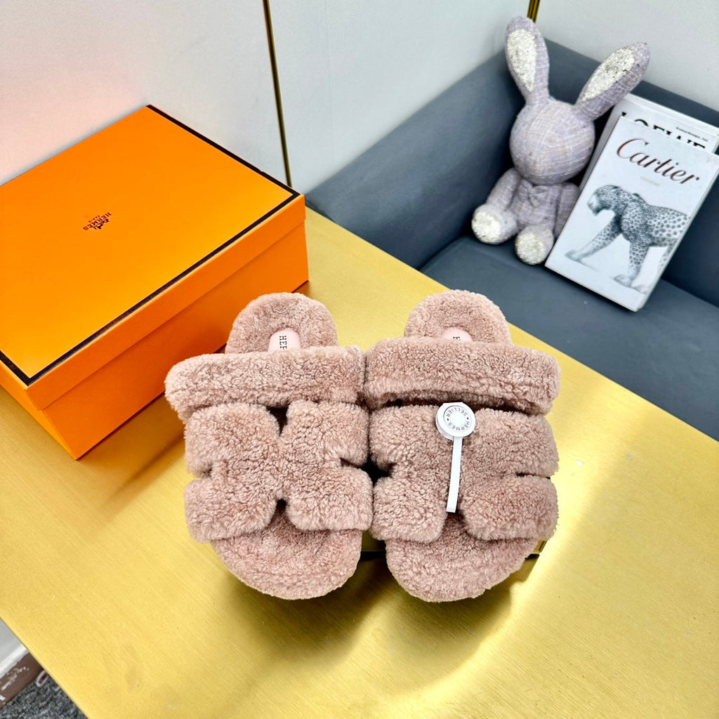 Hermes Chypre Sandal Light Brown Shearling