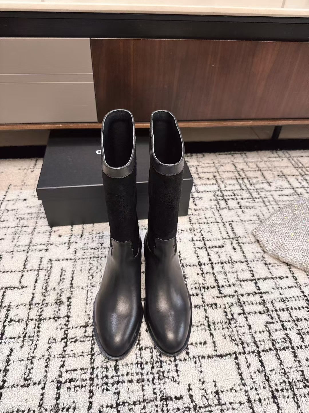 Chanel Boots in Black Suede and Calfskin 393518