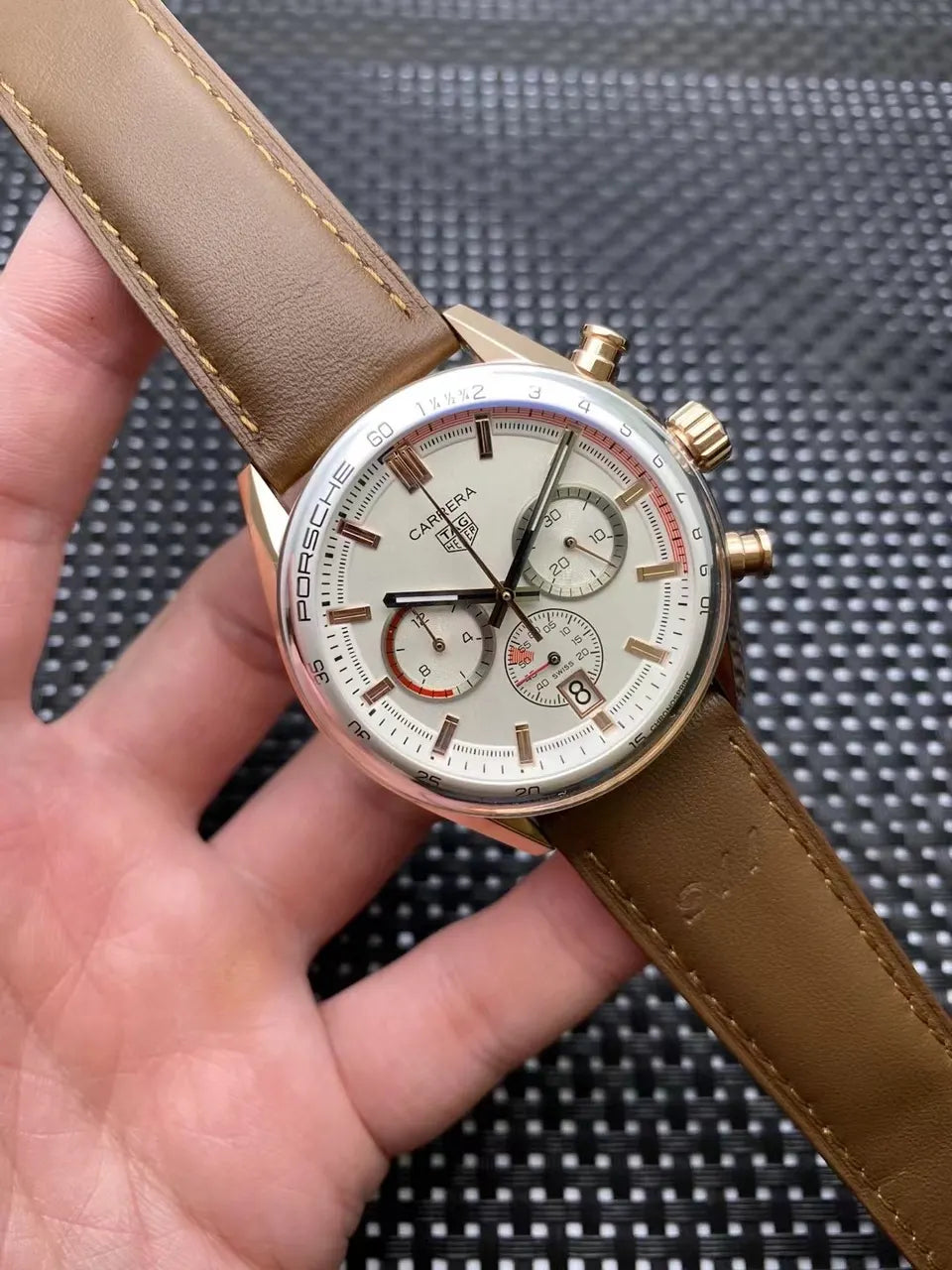 Tag Heuer Cream Dial Leather - Hình 2