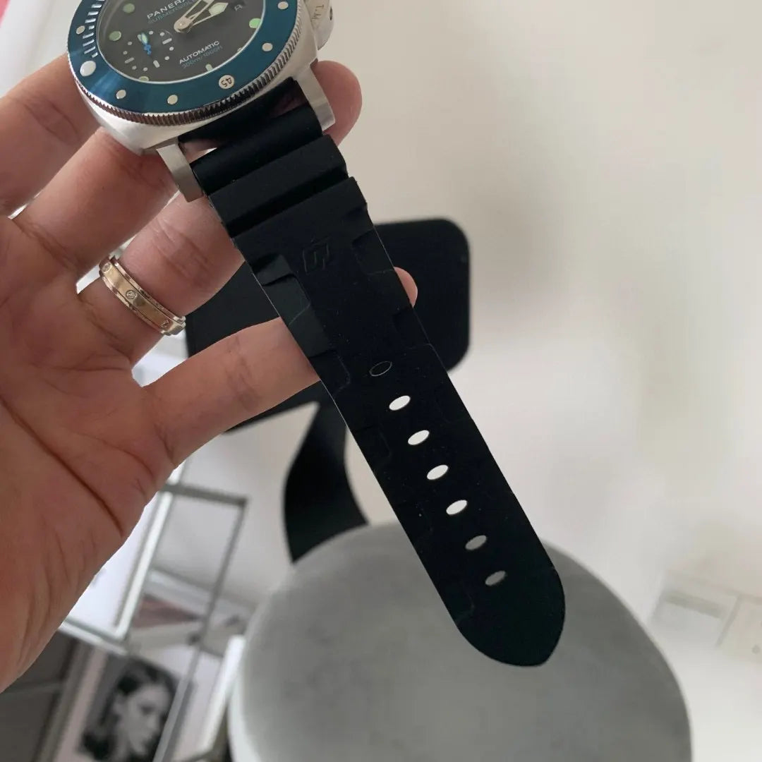Panerai Submersible Blue Bezel - Hình 9