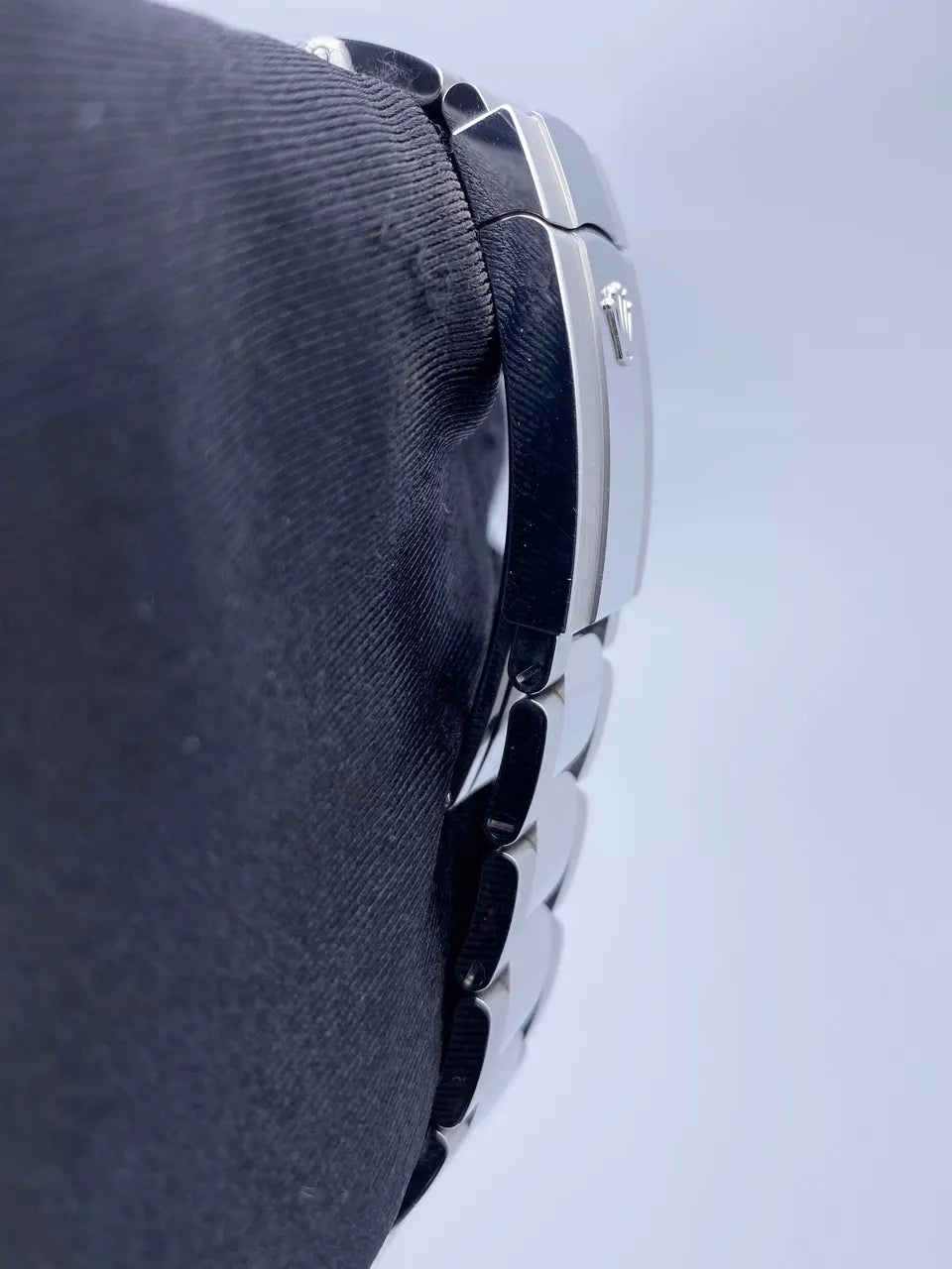oyster Rolex Blue Roman Dial - Hình 6