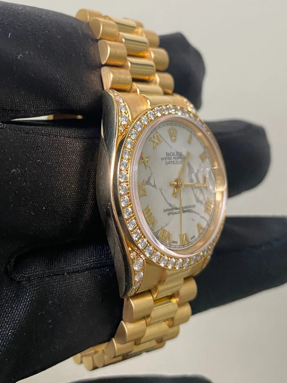 Rolex Gold Marble Diamond - Hình 3
