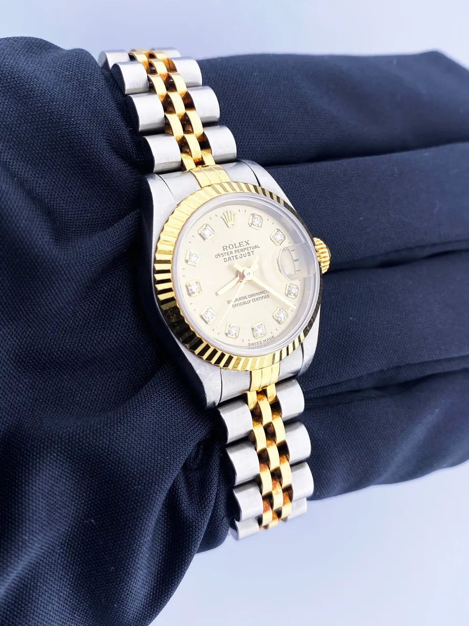 Rolex Gold Diamond Champagne Dial datejust two - Hình 3
