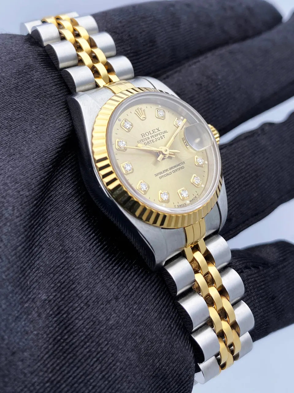 Rolex Gold Diamond Dial Ladies - Hình 4