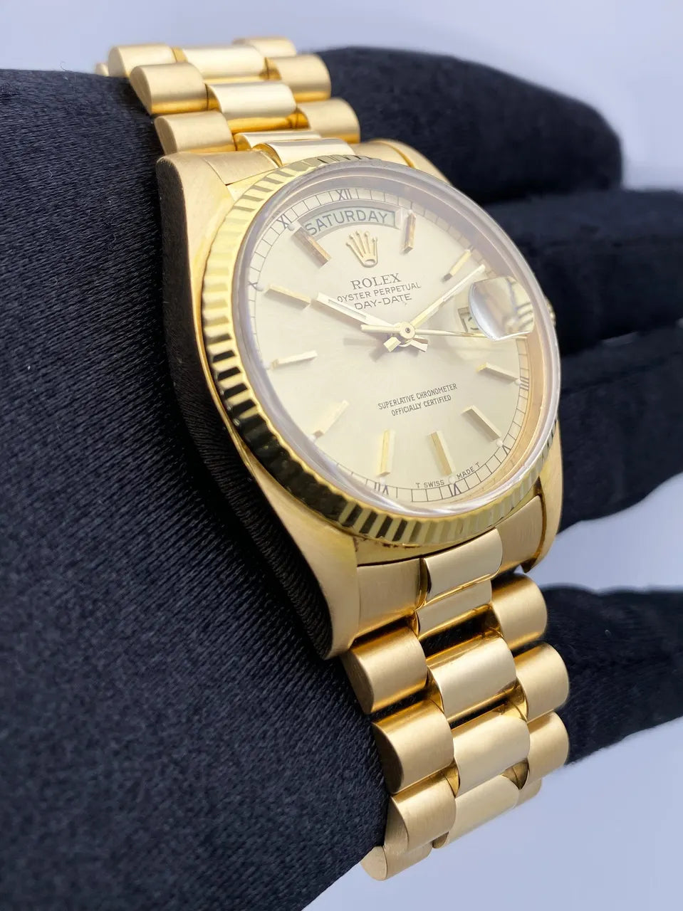 president Rolex Day-Date Gold Champagne Dial - Hình 5