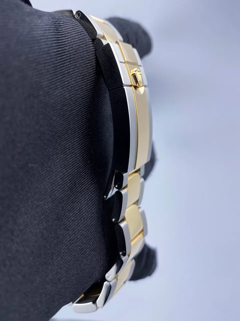 two Rolex Daytona Gold Champagne - Hình 5