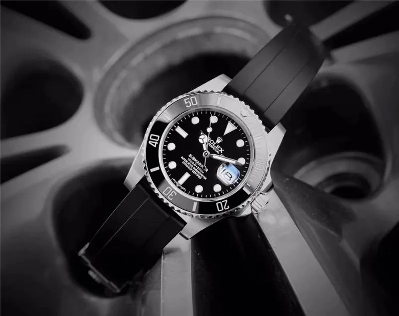 Rolex Submariner Black Rubber - Hình 7