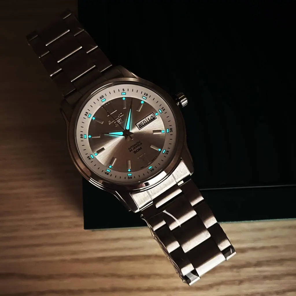 Seiko 5 Silver Dial Watch - Hình 3
