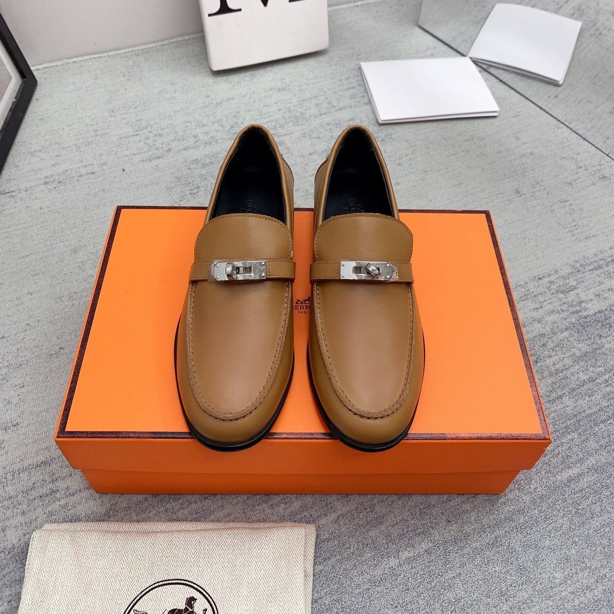 Hermes Destin Loafer Brown
