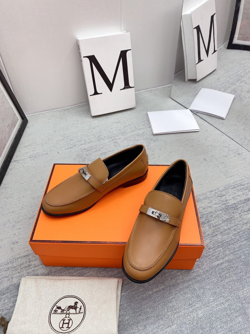 Hermes Destin Loafer Brown