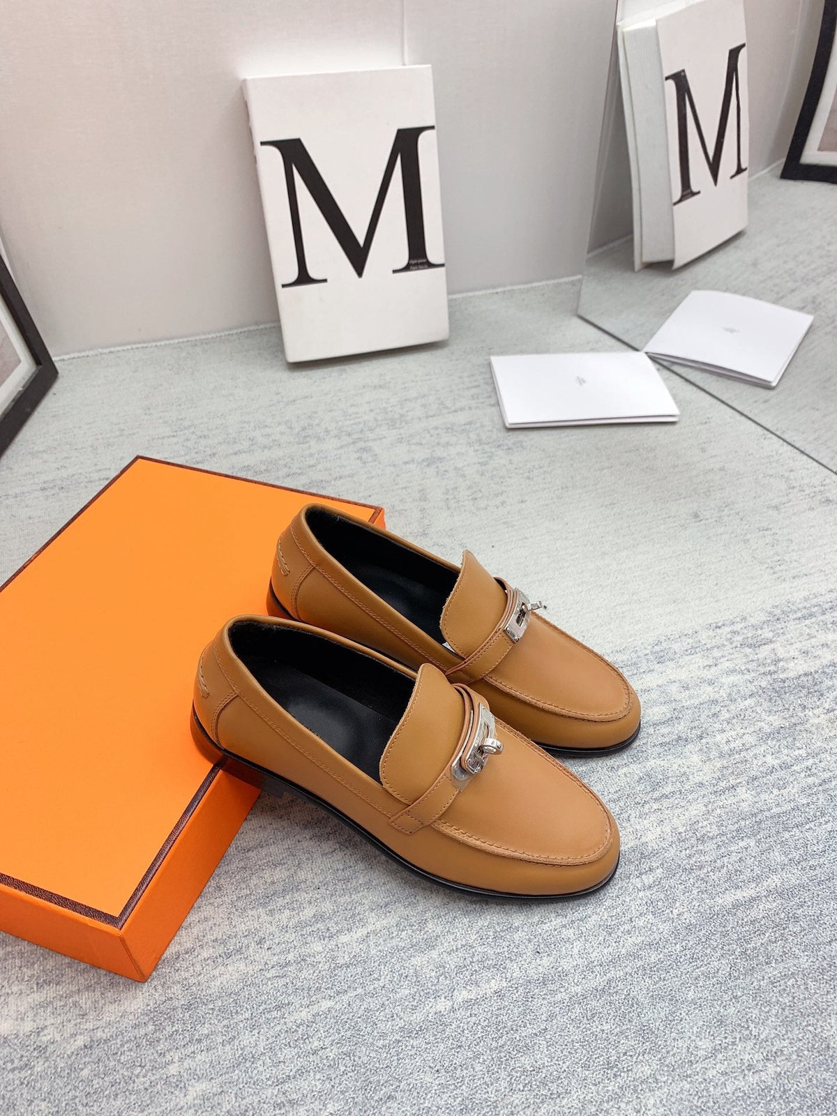 Hermes Destin Loafer Brown