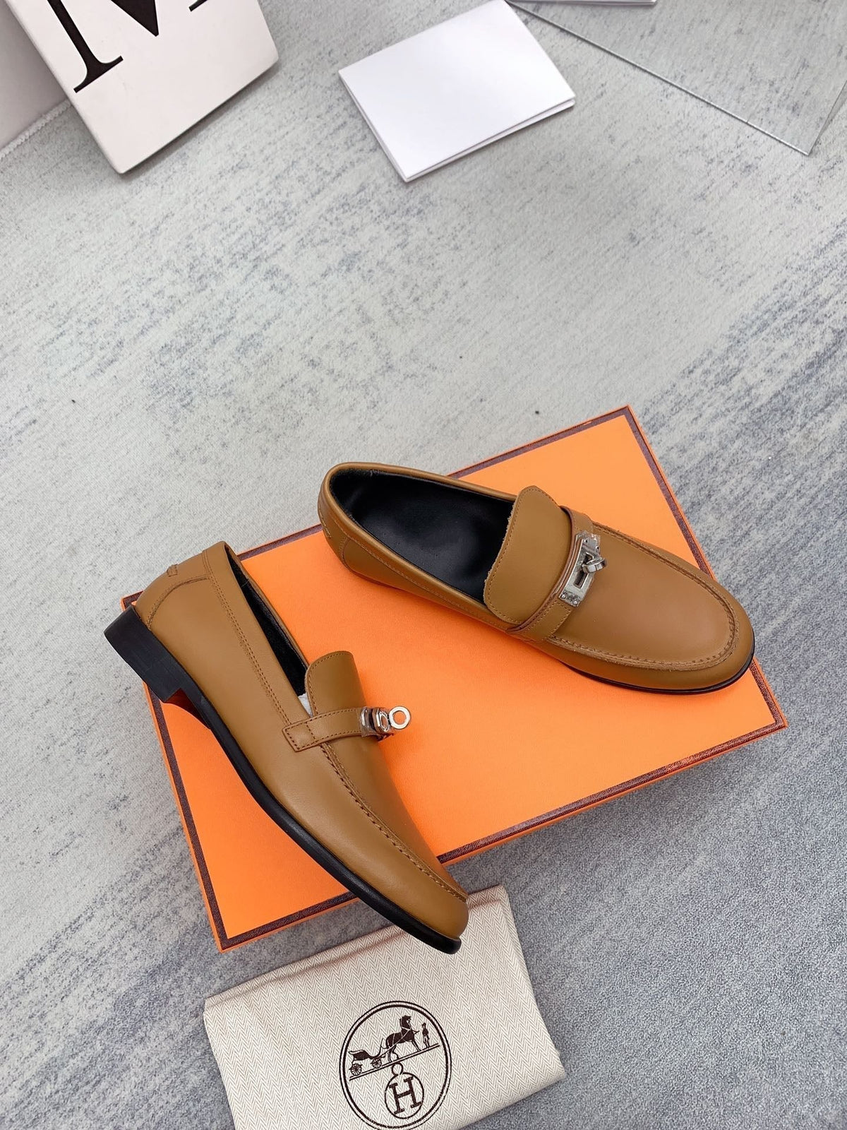 Hermes Destin Loafer Brown